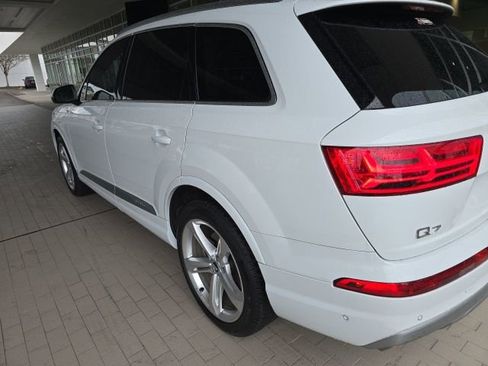 Used 2019 Audi Q7 3.0T Prestige image 5
