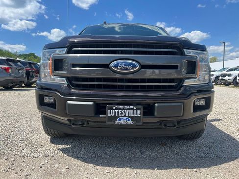 Used 2018 Ford F150 XLT w/ Equipment Group 302A Luxury AWD/4WD image 3
