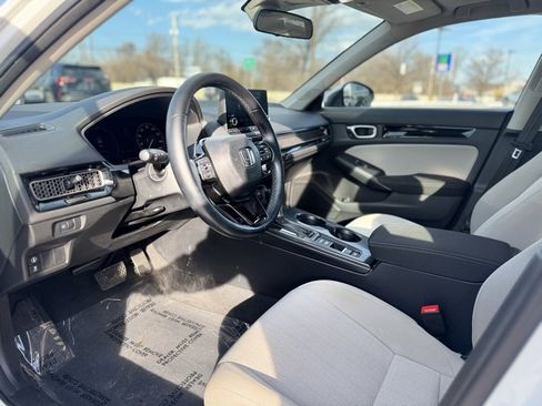 Used 2023 Honda Civic EX image 15