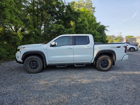 Used 2024 Nissan Frontier PRO-4X w/ Pro Premium Package image 4