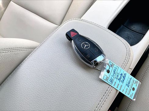 Used 2017 Mercedes-Benz GLA 250 image 14