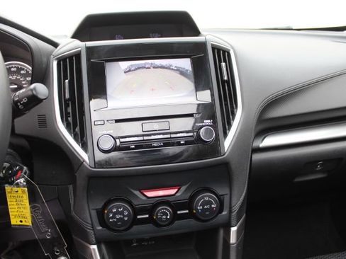 Used 2020 Subaru Forester Premium image 23