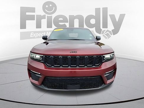 New 2025 Jeep Grand Cherokee Limited w/ Black Appearance Package AWD/4WD image 8
