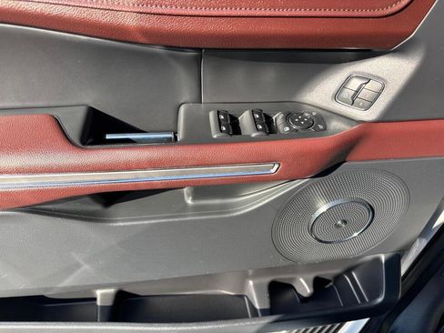 Used 2022 Ford Expedition Limited image 14