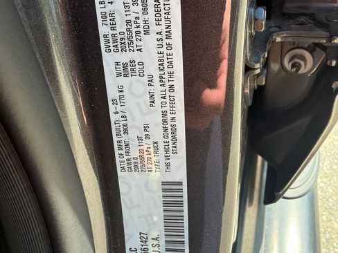 Used 2023 RAM 1500 Laramie AWD/4WD image 16