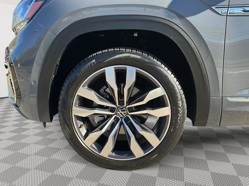 Used 2022 Volkswagen Atlas Cross Sport SEL Premium R-Line AWD/4WD image 9