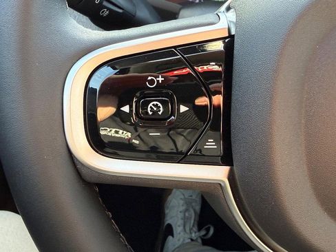 New 2026 Volvo XC90 B6 Ultra w/ Protection Package image 13