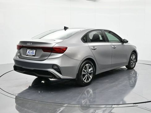 Used 2023 Kia Forte LXS image 5