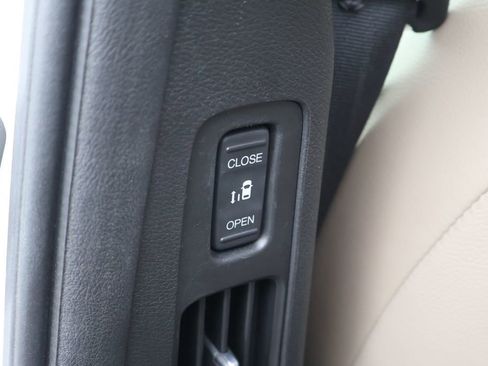 Used 2022 Honda Odyssey Touring image 36