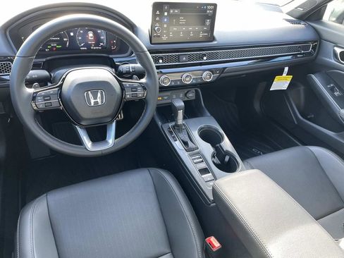 Used 2025 Honda Civic Sport image 12
