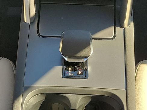 New 2025 Land Rover Discovery Sport S image 20