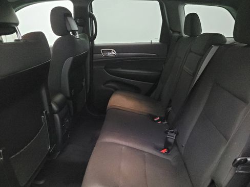 Used 2017 Jeep Grand Cherokee Laredo w/ Quick Order Package 23E image 18