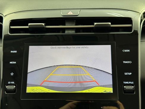 Used 2023 Hyundai Tucson SE image 23