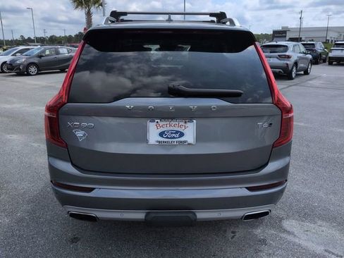 Used 2019 Volvo XC90 T6 Momentum w/ Protection Package AWD/4WD image 5