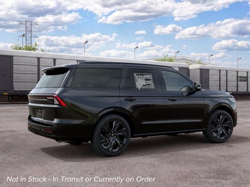 New 2027 Lincoln Navigator Reserve w/ Jet Appearance Package AWD/4WD image 6