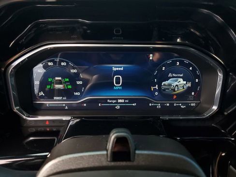 Used 2023 Chevrolet Silverado 1500 High Country image 31