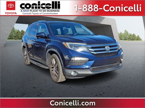 Used 2017 Honda Pilot Touring image 1