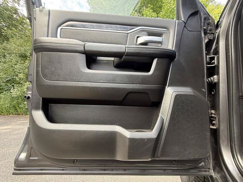 Used 2019 RAM 2500 Big Horn AWD/4WD image 8