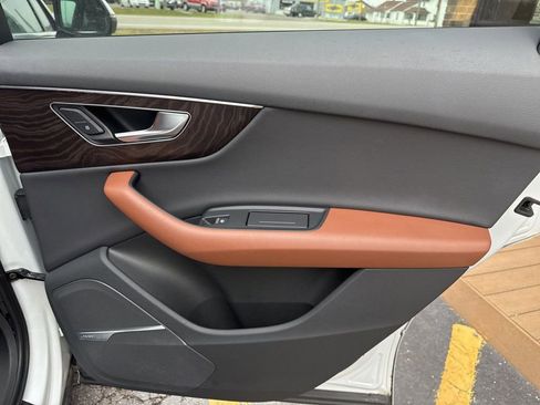 Used 2020 Audi Q7 3.0T Premium Plus w/ Premium Plus Package image 30