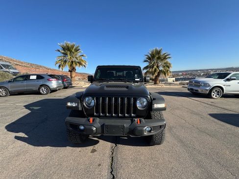 Used 2020 Jeep Gladiator Mojave w/ Cold Weather Group image 8