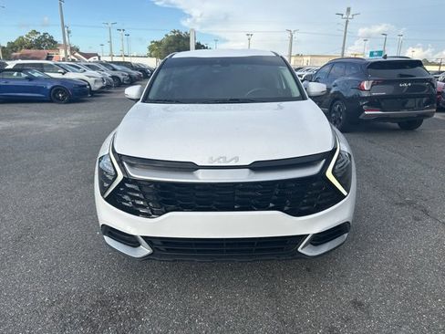Used 2023 Kia Sportage EX image 8