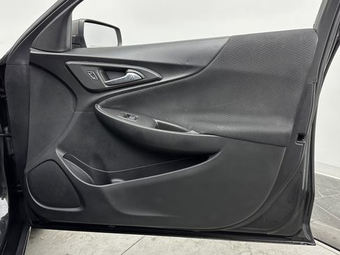 Used 2025 Chevrolet Malibu LT image 33