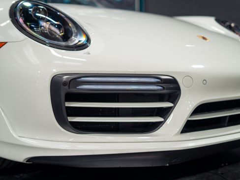 Used 2017 Porsche 911 4 Cabriolet AWD/4WD image 21