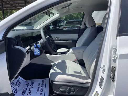 New 2026 Hyundai Tucson SEL image 16