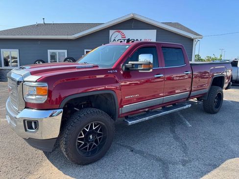 Used 2019 GMC Sierra 2500 SLT AWD/4WD image 1