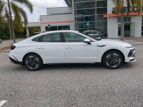 New 2026 Hyundai Sonata SEL FWD image 8