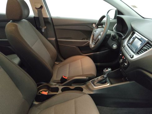 Used 2018 Hyundai Accent SE FWD image 21