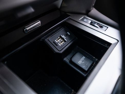 Used 2018 Lexus GX 460 image 28