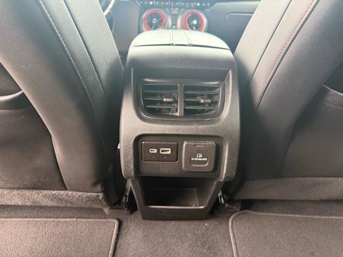 Used 2019 Chevrolet Blazer RS FWD image 19