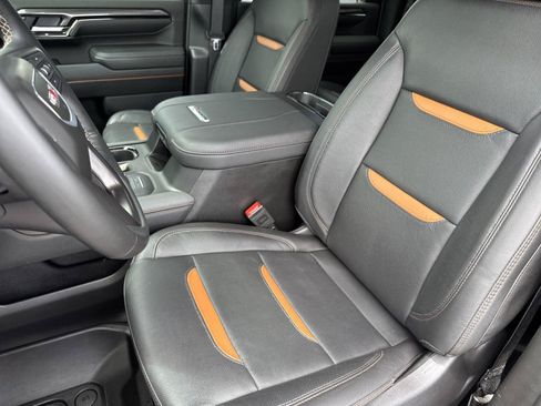 Used 2025 GMC Sierra 3500 AT4 AWD/4WD image 11