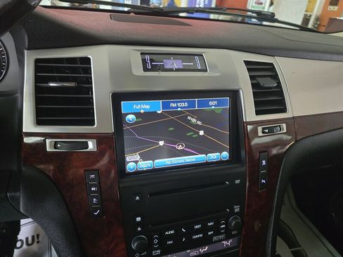 Used 2007 Cadillac Escalade ESV AWD w/ Information Package image 20