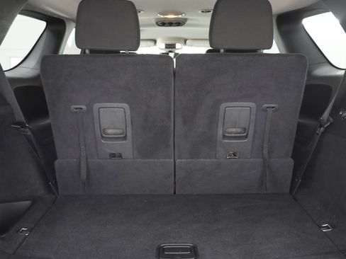 Used 2018 Dodge Durango SXT w/ Quick Order Package 2BB AWD/4WD image 26