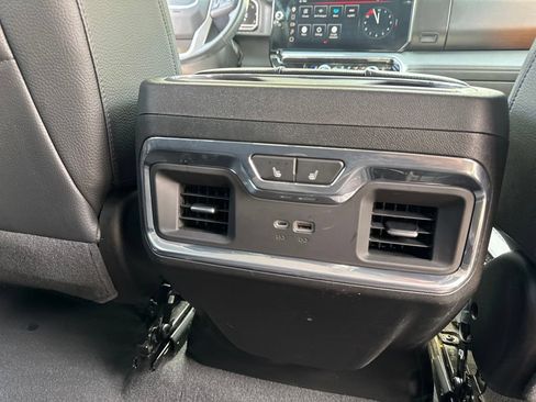 Certified 2023 GMC Sierra 1500 Denali w/ Technology Package AWD/4WD image 18