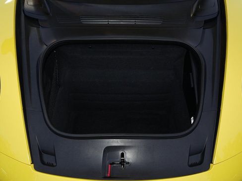 Used 2021 Porsche 911 Carrera image 32