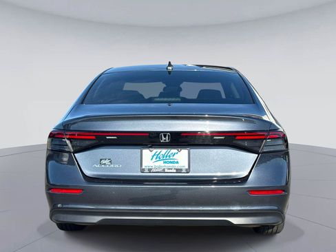 Certified 2023 Honda Accord EX image 5