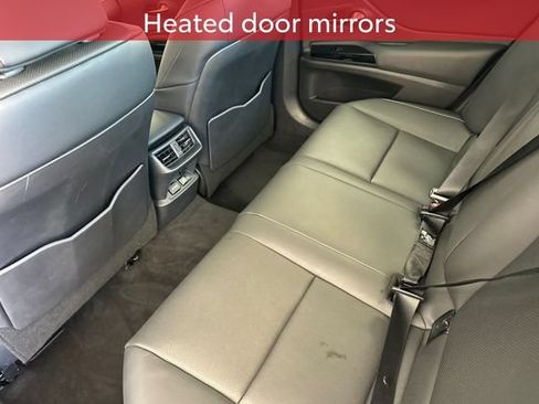 Used 2025 Lexus ES 300h w/ Premium Package FWD image 16