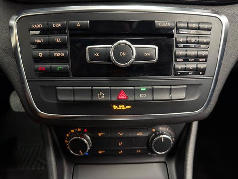 Used 2014 Mercedes-Benz CLA 250 image 22