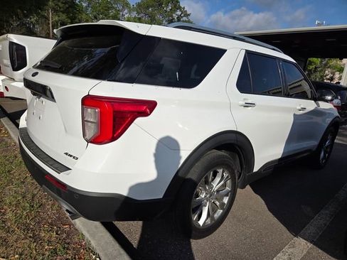 Used 2021 Ford Explorer Limited image 4