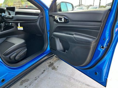 New 2026 Jeep Compass Latitude image 21