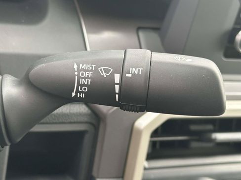 Used 2026 Toyota Tacoma SR5 AWD/4WD image 25
