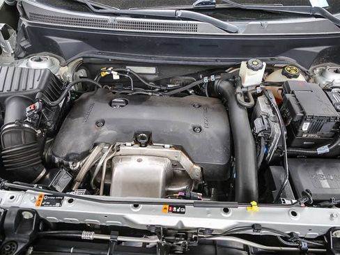 Used 2018 Chevrolet Equinox Premier image 26