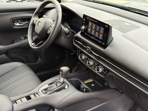 Used 2023 Honda HR-V EX-L image 10