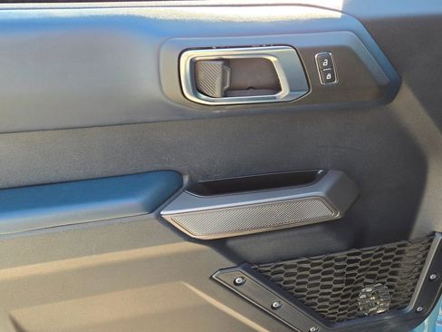 Used 2023 Ford Bronco Outer Banks image 15