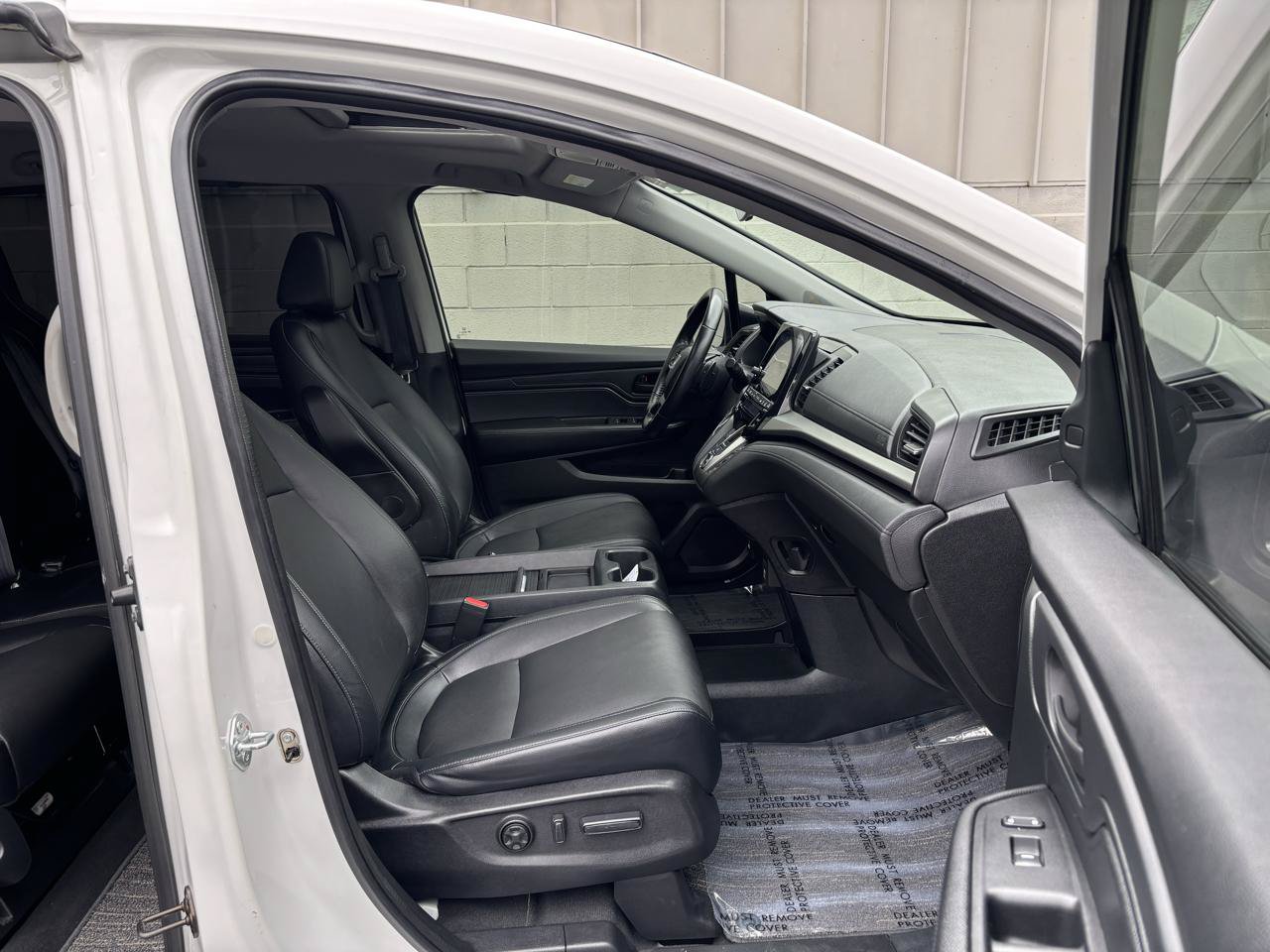 Used 2023 Honda Odyssey EX-L image 23