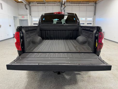 Used 2020 Toyota Tundra SR5 w/ SR5 Upgrade Package image 10