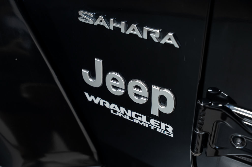 Used 2021 Jeep Wrangler Unlimited Sahara AWD/4WD image 21